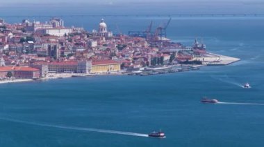 Lizbon Tagus Nehri yakasında, Merkez Portekiz timelapse