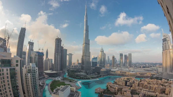 Arranha Céus Subindo Acima Centro Dubai Dia Noite Transição Timelapse — Fotografia de Stock