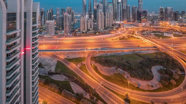 Panorama Dubai Marina Cruce Carretera Cruce Espaguetis Noche Día Timelapse —  Fotos de Stock