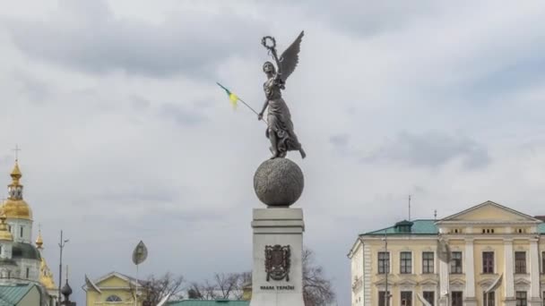 Monumento da Independência hyperlapse timelapse. Kharkiv, Ucrânia — Vídeo de Stock