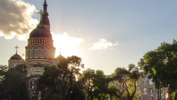日落时的报喜大教堂时光流逝, 乌克兰哈尔科夫. — 图库视频影像