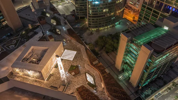 Kapı Bulvarında Gezinti Dubai Uluslararası Finans Merkezi Gökdelenleri Caminin Gece — Stok fotoğraf