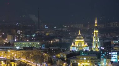 Duyuru Katedrali gün için gece timelapse, Kharkov, Ukrayna.