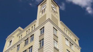 Ulusal Harkiv Ekonomi Üniversitesi 'nin saat kulesi hiperhızlandırmalı ön görüntüsü, Harkiv, Ukrayna