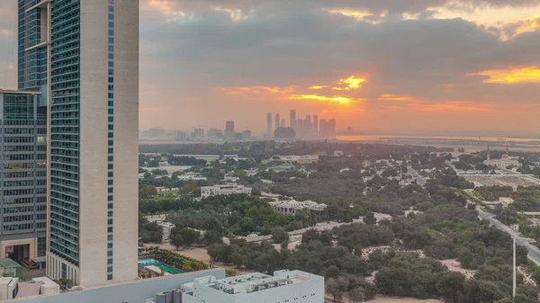 Nascer Sol Sobre Jardim Distrito Zabeel Com Arranha Céus Uma — Fotografia de Stock