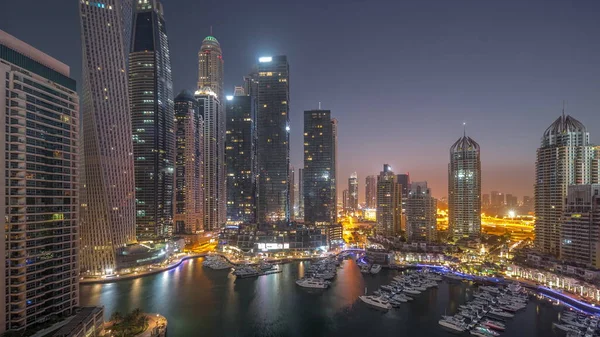 Dubai Marina Найвищі Хмарочоси Яхти Гавані Повітря Вночі День Перехідний — стокове фото