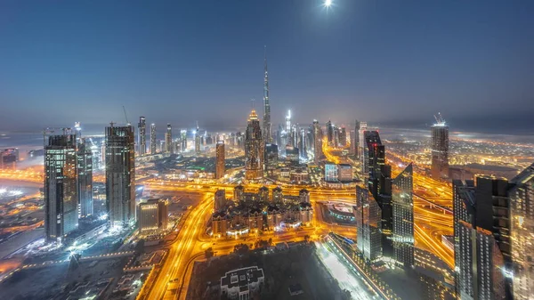 Вигляд Повітря Високі Вежі Дубаї Центрі Хмарочосу Вночі Дня Перехідного — стокове фото