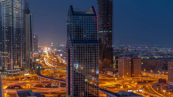 Dubai Πόλη Ορίζοντα Πανοραμική Θέα Μετρό Και Αυτοκίνητα Που Κινούνται — Φωτογραφία Αρχείου