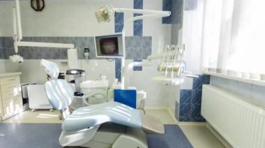 aydınlık ve modern Avrupa stomatology timelapse durmak devinim iç
