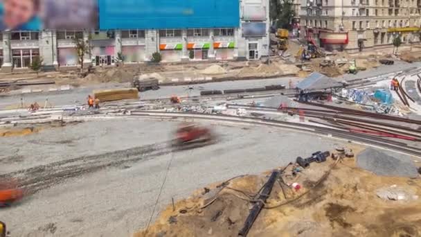 Bulldozer werken aan de bouw van een timelapse weg — Stockvideo