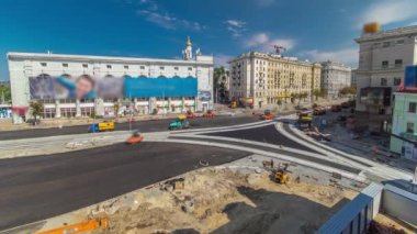 Çalışan işçiler finişer makineleri Asfalt yol yapımı sırasında ve tamir timelapse İnşaat