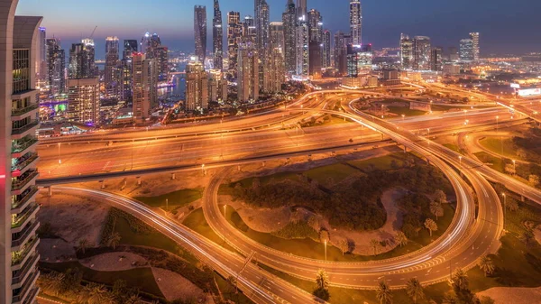 Panorama Dubai Marina Cruce Carretera Cruce Espaguetis Día Noche Timelapse —  Fotos de Stock