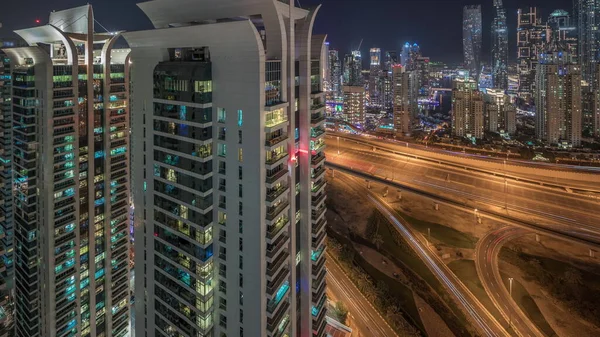 Flygfoto Över Dubai Marina Och Jlt Skyskrapor Med Glödande Fönster — Stockfoto