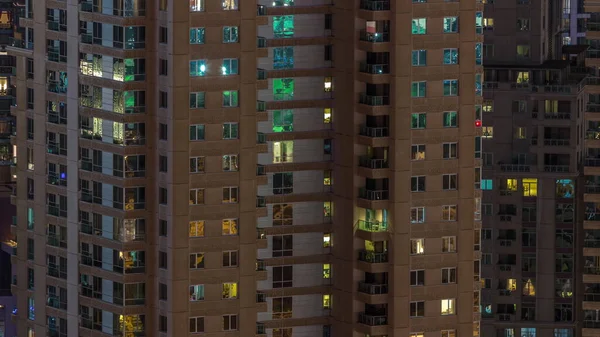 Ventanas Exterior Del Edificio Gran Altura Final Noche Con Luces —  Fotos de Stock