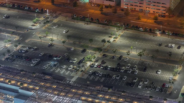 Grande Estacionamento Perto Shopping Lotado Por Muitos Carros Noite Timelapse — Fotografia de Stock