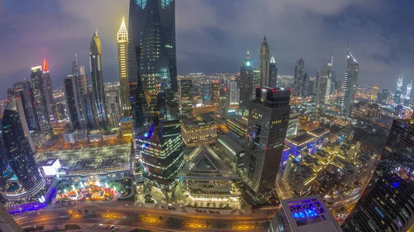 Panoráma Futurisztikus Felhőkarcolók Naplemente Után Pénzügyi Negyed Üzleti Központjában Dubai — Stock Fotó