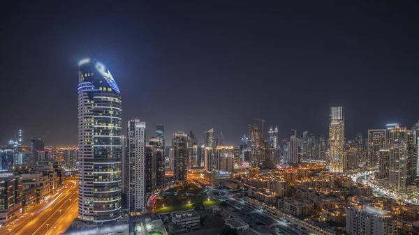 Панорама Показує Бізнес Бухту Дубая Центральні Вежі Старовинним Повітряним Нічним — стокове фото