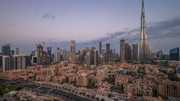 Dubai Centro Noche Día Timelapse Transición Con Reflexiones Sobre Rascacielos — Foto de Stock