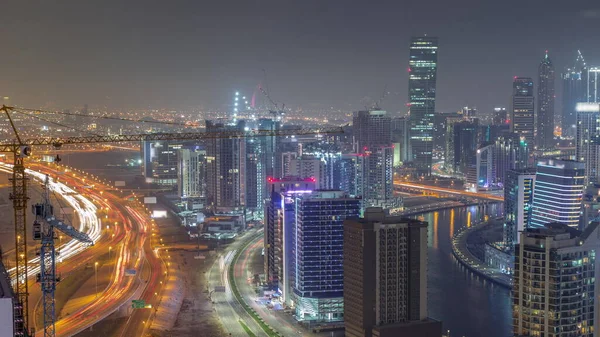 Skyline Com Arquitetura Moderna Baía Negócios Dubai Iluminado Torres Com — Fotografia de Stock