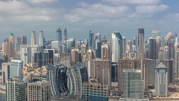 Skyline Современной Архитектурой Дубайского Бизнес Залива Топит Время Облаками Небе — стоковое фото