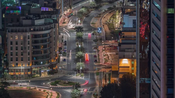 Luftaufnahme Einer Straßenkreuzung Mit Verkehr Zwischen Wolkenkratzern Zeitraffer Stadtlandschaft Von — Stockfoto