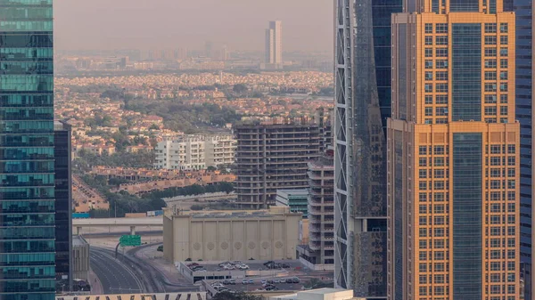 Dubai Hafif Araçlar Yol Trafiği Için Park Yeri Lüks Yerleşim — Stok fotoğraf