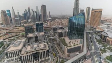 Fütürist Dubai Şehir Merkezi ve Finans Bölgesi Ufuk çizgisi Hava Zaman Çizelgesi.