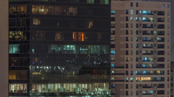 Ramen Van Appartementsgebouwen Kantoren Nachts Timelapse Het Licht Van Ramen — Stockfoto