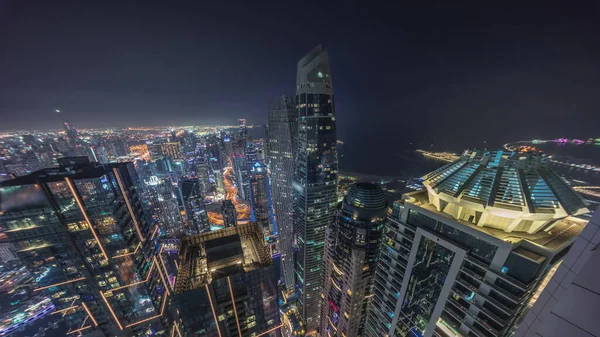 从空中俯瞰Jbr和迪拜码头摩天大楼和豪华建筑的全景 明亮的塔楼俯瞰景色 — 图库照片