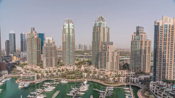 Luxury Yacht Bay City Aerial Timelapse Dubai Marina Arranha Céus — Fotografia de Stock