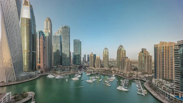Dubai Marina Rascacielos Más Altos Yates Timelapse Aéreo Del Puerto —  Fotos de Stock