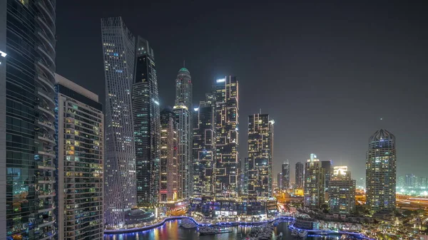 Dubai Marina Найвищі Хмарочоси Яхти Порту Повітряним Нічним Таймелапсом Погляд — стокове фото