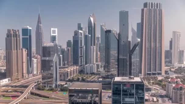 Panorama dzielnicy Dubai Financial Center z wysokimi drapaczami chmur timelapse. — Wideo stockowe