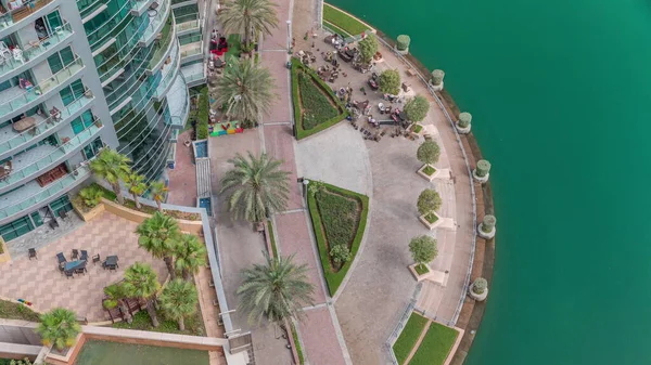 Waterfront Promenade Palms Dubai Marina Aerial Timelapse Tables Chairs Restaurant — Stockfoto