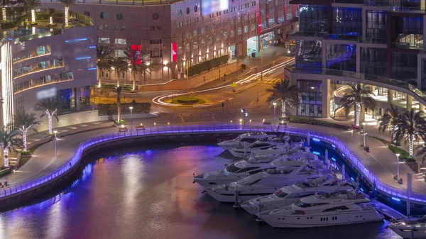 Paseo Marítimo Con Palmeras Dubai Marina Timelapse Noche Aérea Yates — Foto de Stock