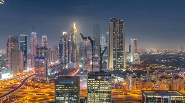 Πανόραμα Της Περιοχής Του Οικονομικού Κέντρου Ντουμπάι Ψηλούς Ουρανοξύστες Φωτισμό — Φωτογραφία Αρχείου