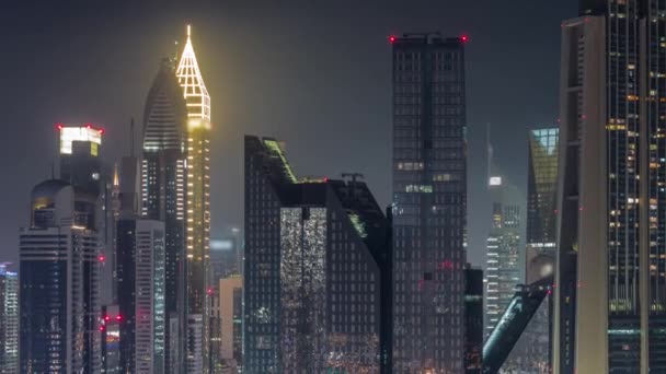 Θέα Από Κοντά Στην Περιοχή Του Χρηματοοικονομικού Κέντρου Του Ντουμπάι — Αρχείο Βίντεο