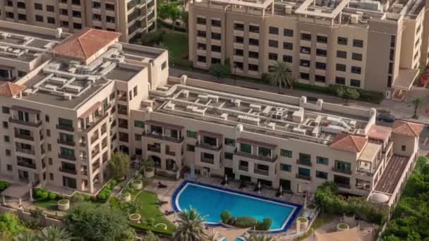 Edificios Poca Altura Distrito Greens Con Timelapse Aéreo Piscina Dubai — Vídeo de stock