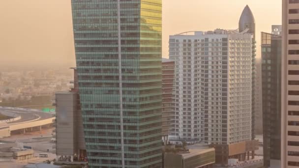 Rascacielos Cityscape Dubai Business Bay Con Villas Detrás Del Timelapse — Vídeos de Stock