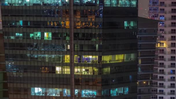 Janelas Iluminadas Noite Edifícios Escritórios Modernos Timelapse Arranha Céus Multi — Vídeo de Stock