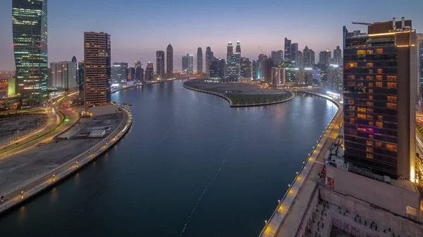 Dubai Körfezi Ndeki Gökdelenlerin Şehri Günbegün Kanalından Geceye Geçiş Panoramik — Stok fotoğraf