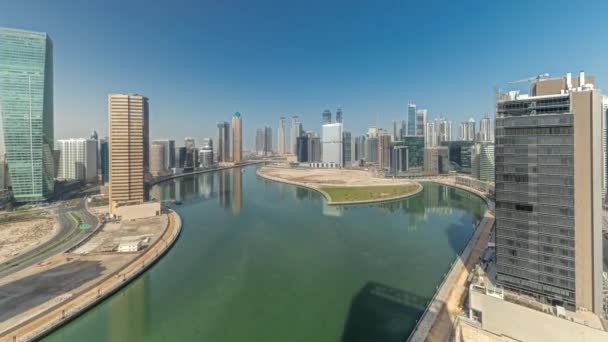 Panorama Zeigt Stadtbild Wolkenkratzer Der Dubai Business Bay Mit Wasserkanal — Stockvideo