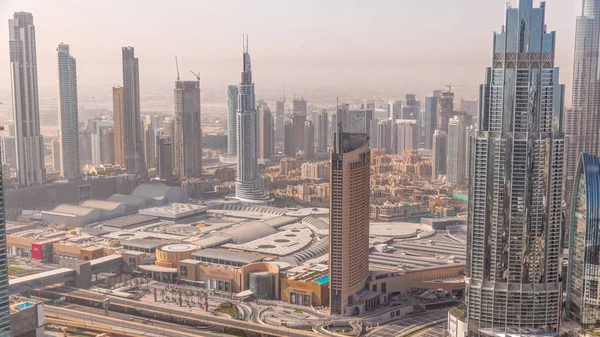 Widok Lotu Ptaka Najwyższe Wieże Dubai Downtown Centrum Handlowe Timelapse — Zdjęcie stockowe