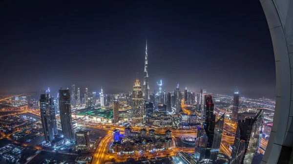 Légi Kilátás Legmagasabb Tornyok Dubai Belvárosában Skyline Autópálya Éjszakai Timelapse — Stock Fotó