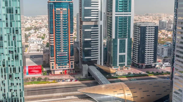 Повітряний Вид Міжнародного Фінансового Району Дубай Багатьма Хмарочосами Перевезення Шосе — стокове фото
