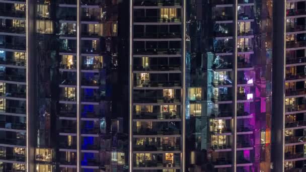 Φωτεινά Πανοραμικά Παράθυρα Διαμερίσματα Υψηλής Ποιότητας Κτιρίου Νύχτα Timelapse Πολλά — Αρχείο Βίντεο