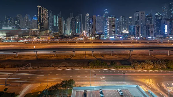 Panorama Mostrando Dubai Marina Bloque Más Alto Rascacielos Noche Timelapse —  Fotos de Stock