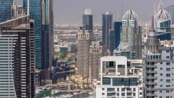 Ντουμπάι Marina Και Media City Συνοικίες Σύγχρονους Ουρανοξύστες Και Κτίρια — Αρχείο Βίντεο