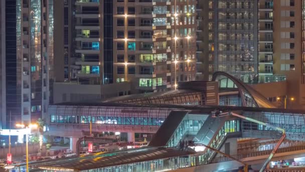 Futuristisch Gebouw Van Dubai Tram Station Luxe Wolkenkrabbers Achter Dubai — Stockvideo