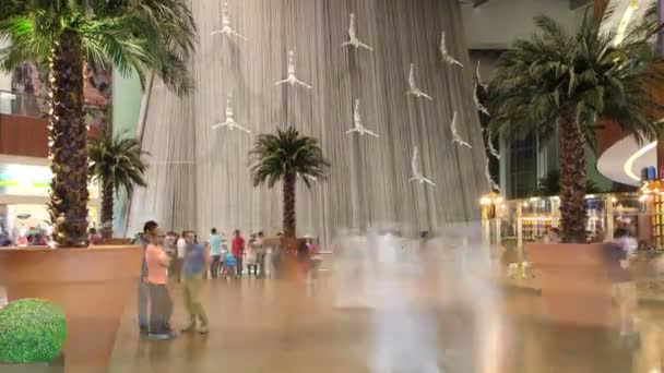 Waterfall Mall Crowd Worlds Largest Shopping Mall Dubai United Arab — 图库视频影像
